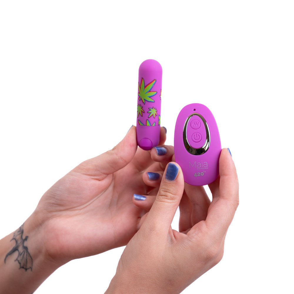 Maia JESSI 420 Remote - Purple 7.6 cm USB Rechargeable Bullet with Wireless Remote-RM330-LF2